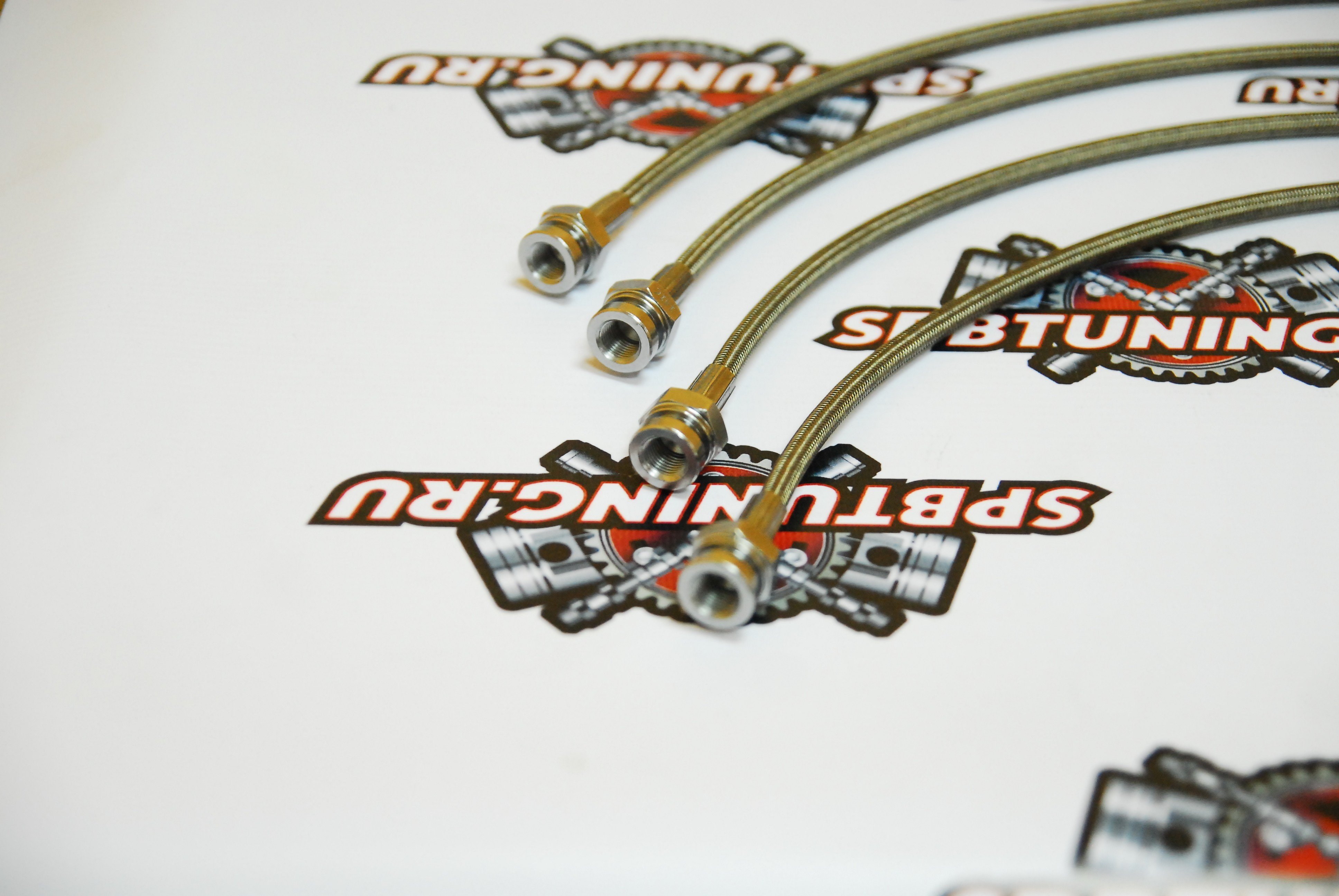 Комплект армированных тормозных шлангов SpbTuning для BMW e34-36.