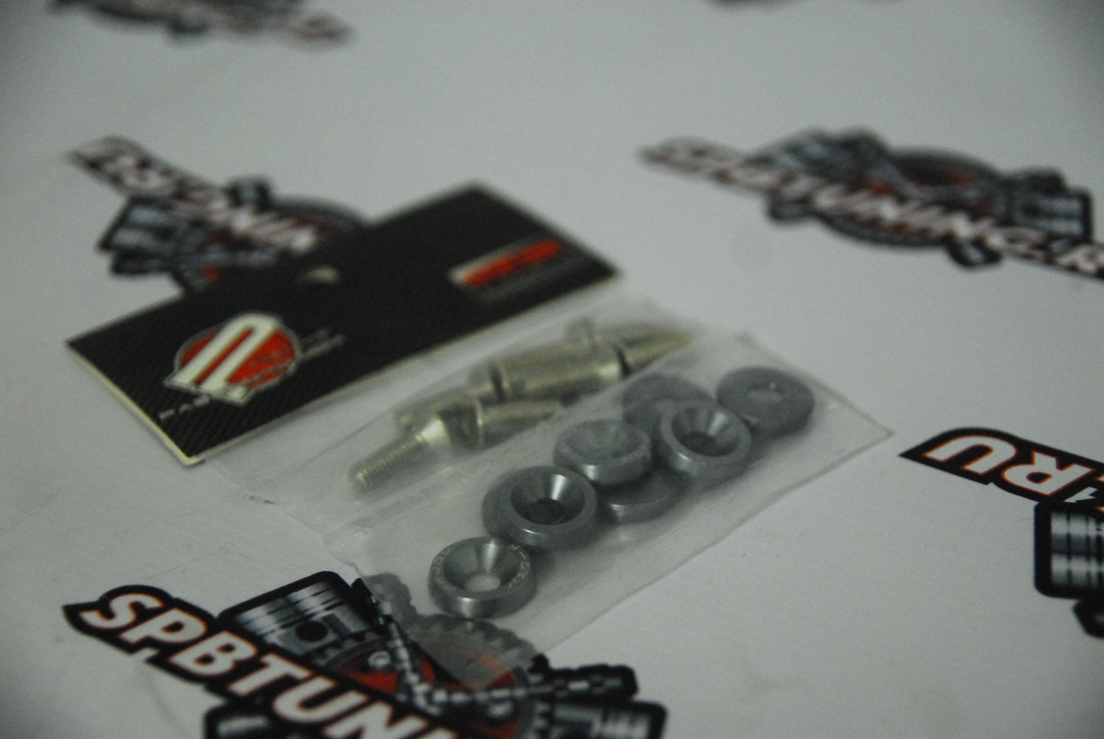 Гайки декоративные 8шт - серые