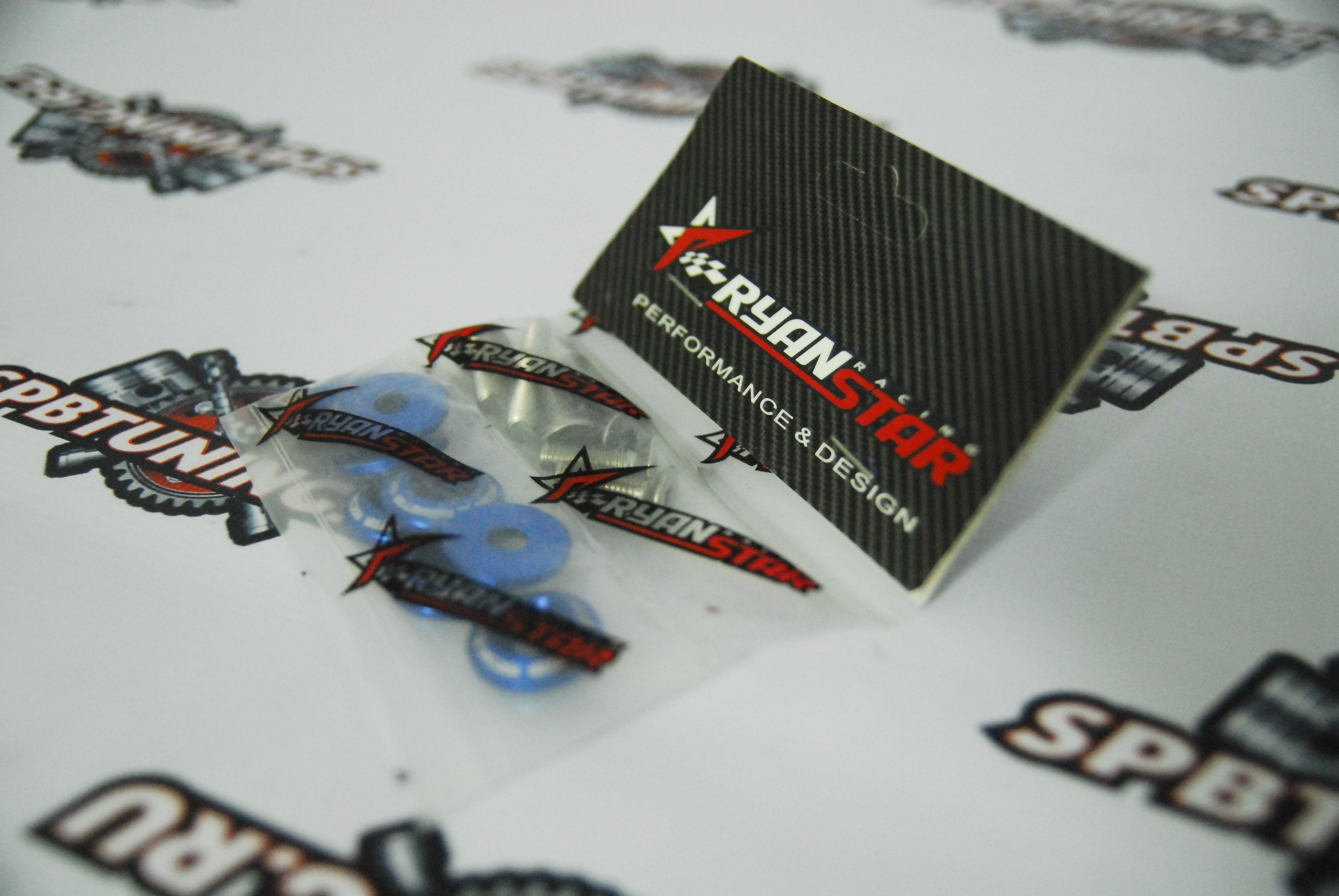 Гайки декоративные №2 8шт - синие