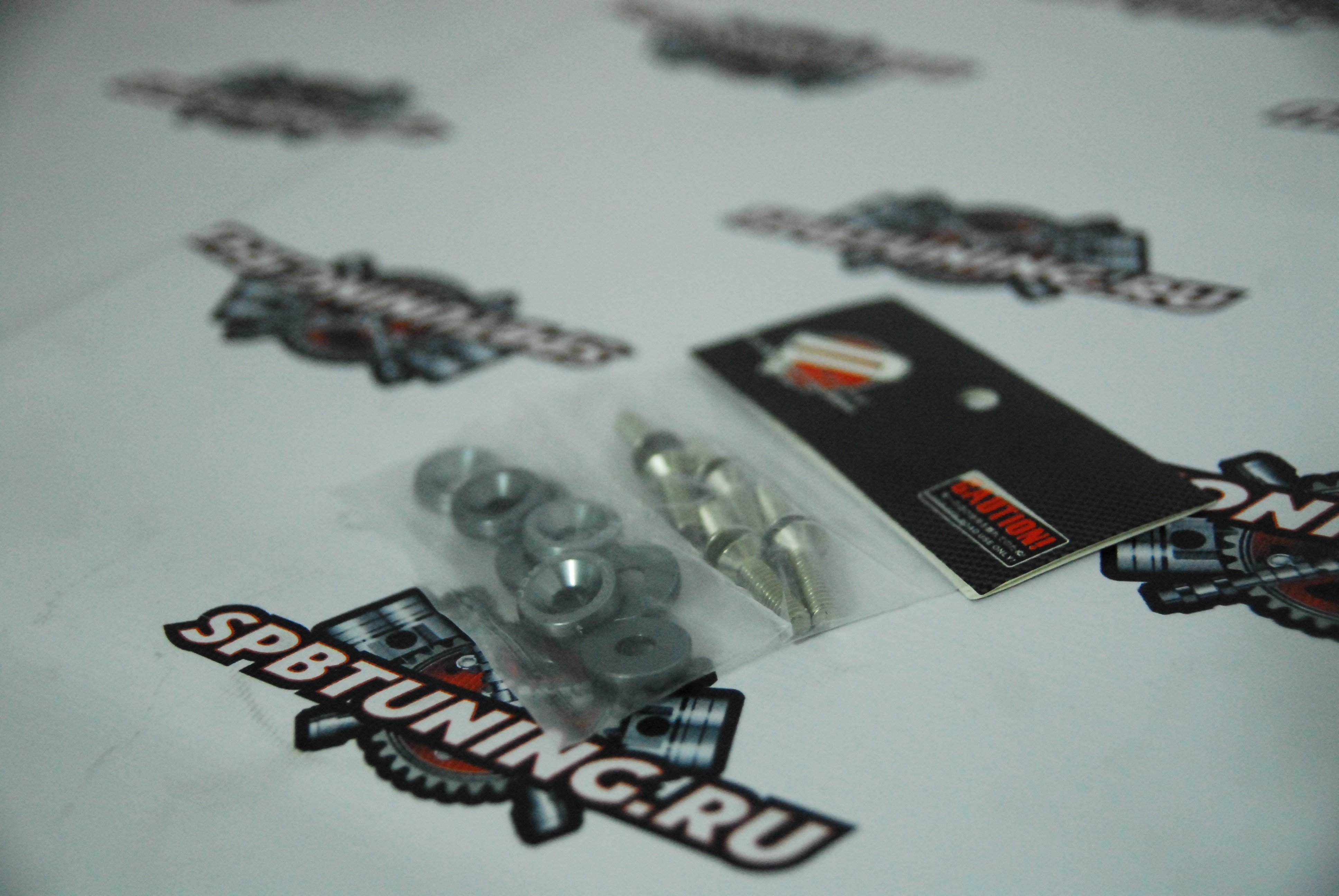 Гайки декоративные 8шт - серые