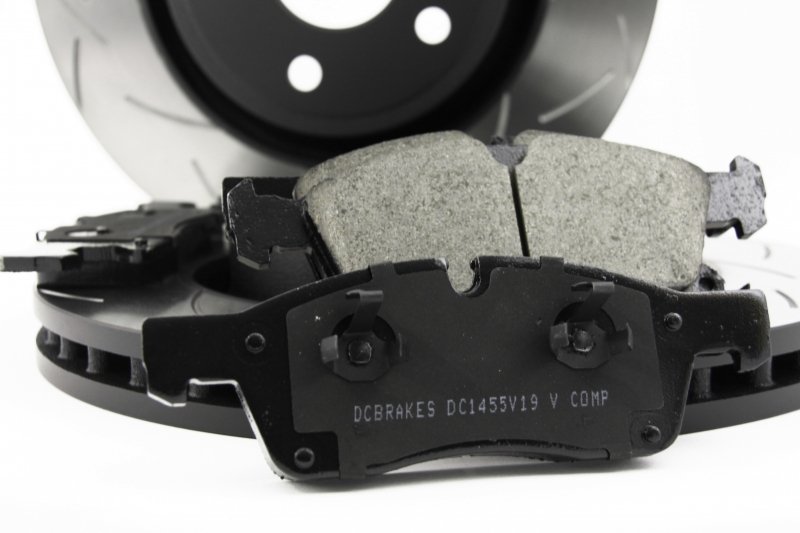 КОМПЛЕКТ ПЕРЕД. Тормозные диски DBA 42635S T3+колодки DC brakes JEEP GRAND CHEROKEE WK2 3.6 2011->