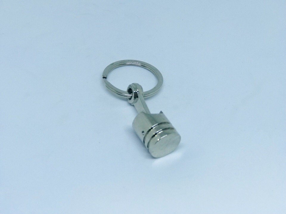 Брелок "поршень"