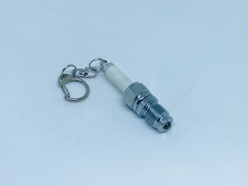 Брелок "Свеча зажигания"