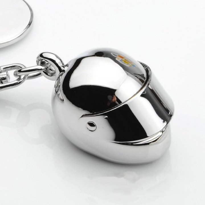 Брелок "Шлем", металл