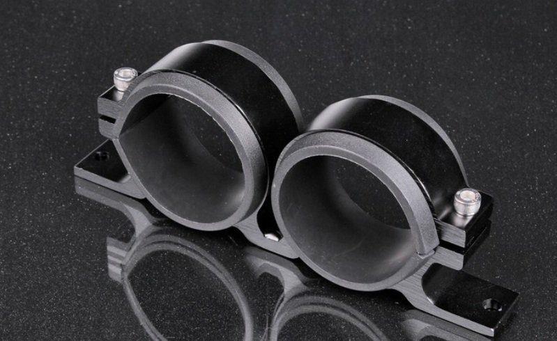 Крепление топливного насоса BOSCH 044 60 мм двойное черное AB88