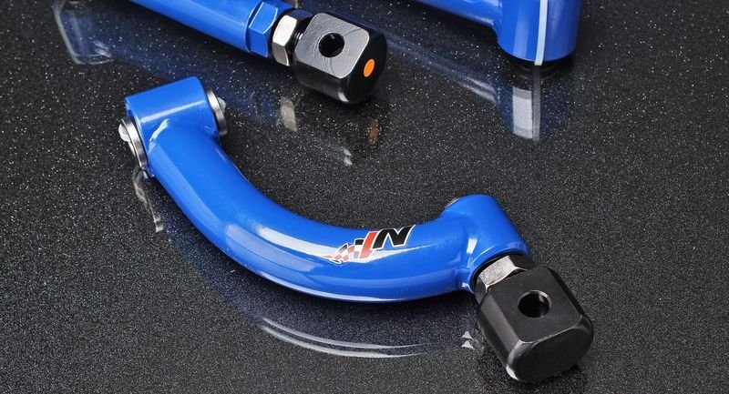 Рычаги передние регулируемые Nissan Skyline R33 R34 Front Camber Kit N1