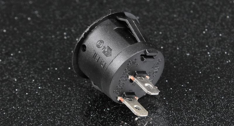 Тумблер 2 положения, 250V 2A, 125V 10A