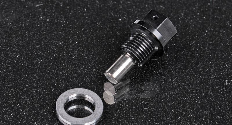 Пробка M12*1.25 сливная с магнитом, черная