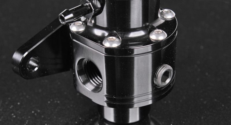 Регулятор давления топлива AN6 0-100PSI, черный