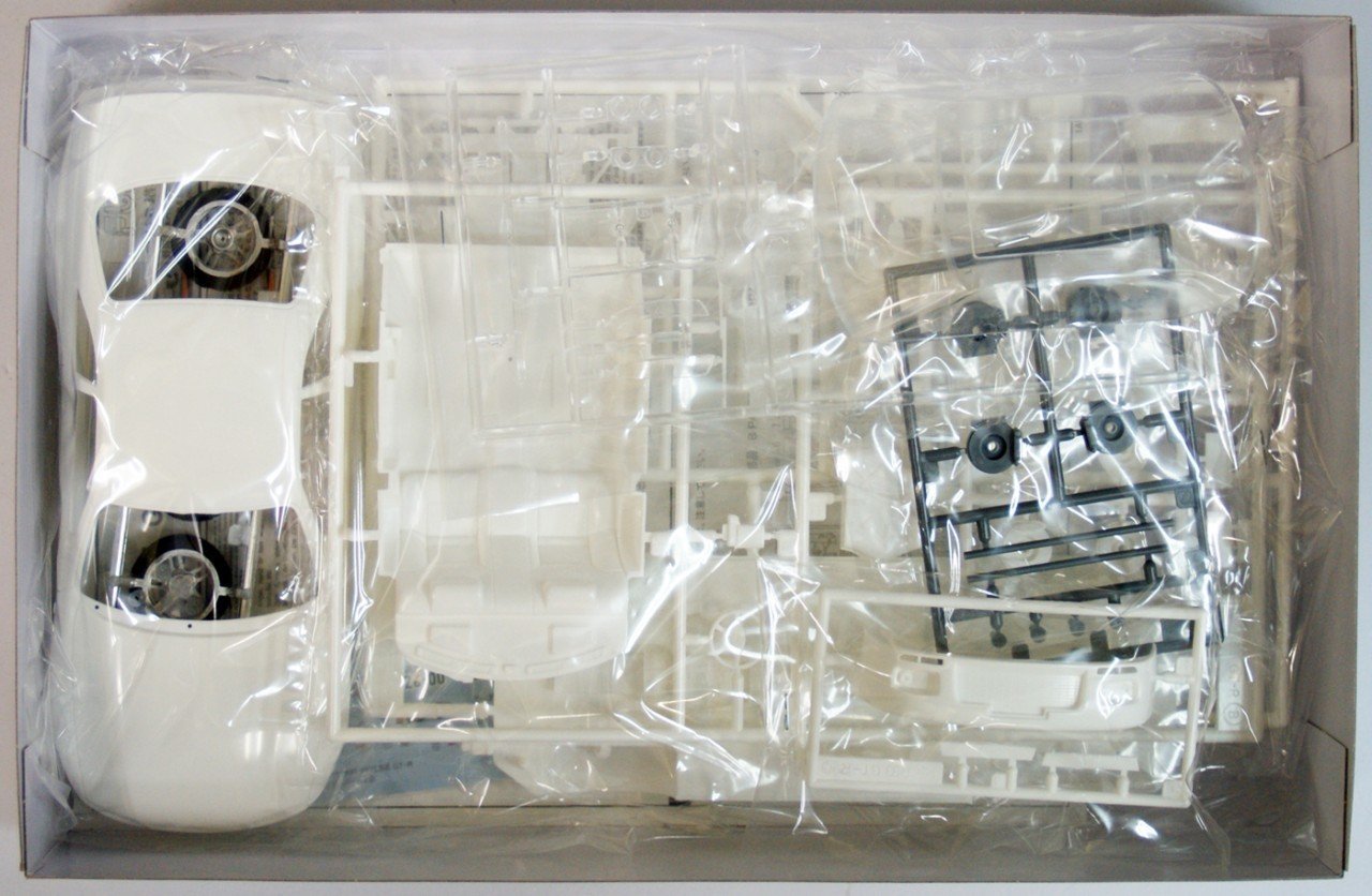 Сборная модель Nissan R33 Skyline GT-R `95