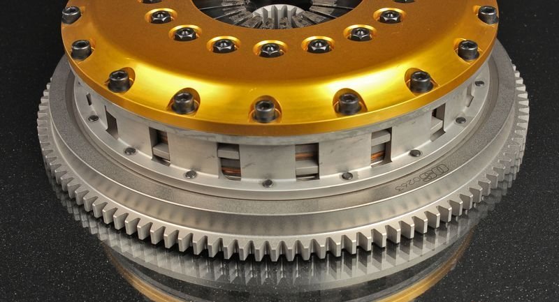 Сцепление в сборе Toyota Supra JZA80 2JZ-GTE, R серия 3-х дисковая керамика (R3C) GETRAG V161