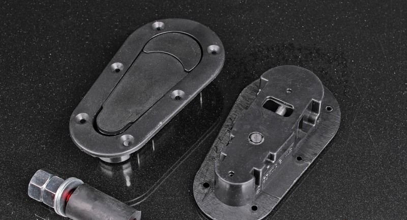 Замки капота D1 style, внешние