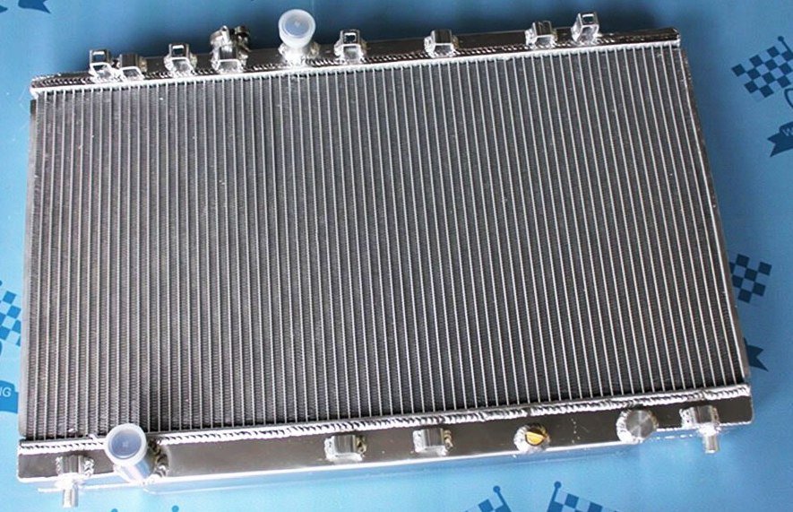 Радиатор алюминиевый Toyota Altezza SXE10 3SGE 50mm AT AJS