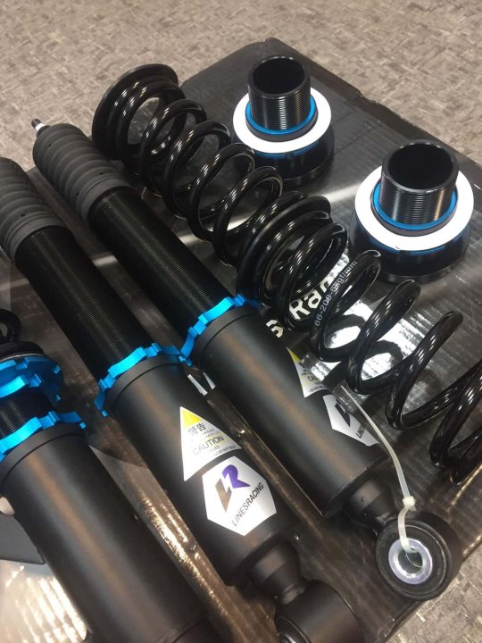 Комплект винтовой подвески (койловеров) LR Seat Leon 2 поколение (MK2) (1P) (вкл Cupra R) (стойки 54.5 мм) (2005-2012)