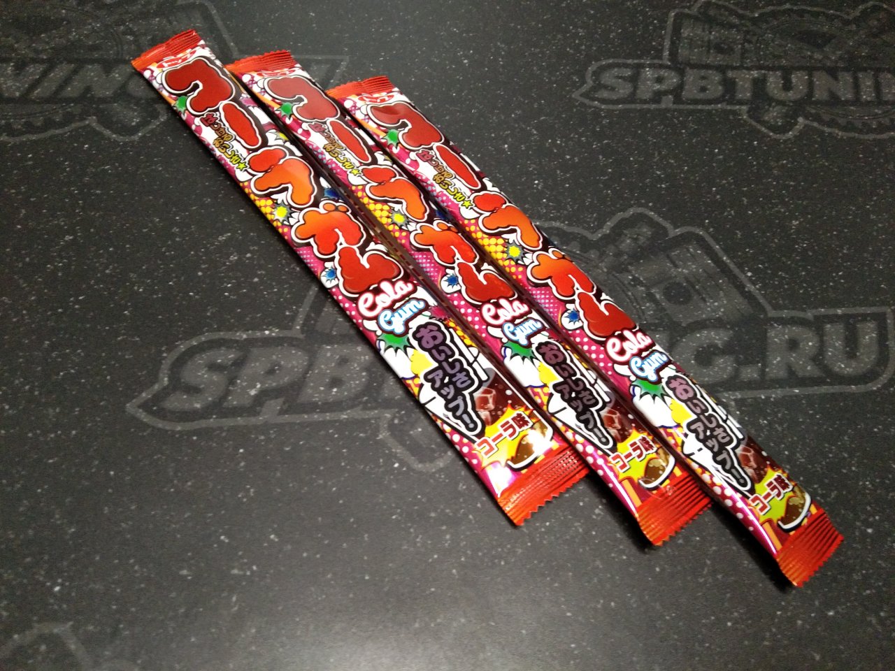 Top Seika жевательная резинка-тянучка, со вкусом колы, 17 гр.