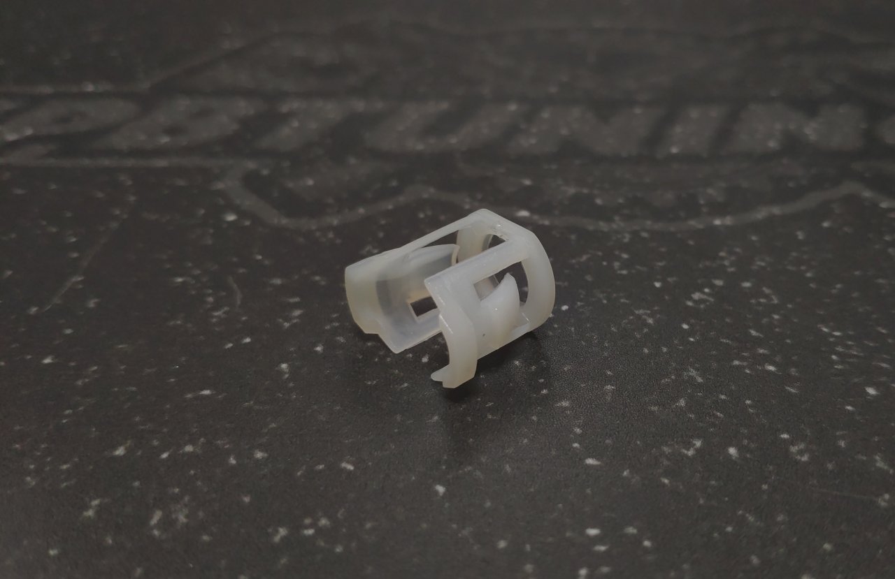 Замок пластиковый для 3/8" (9,5mm) быстросъёмного фитинга BLACKROCK LAB