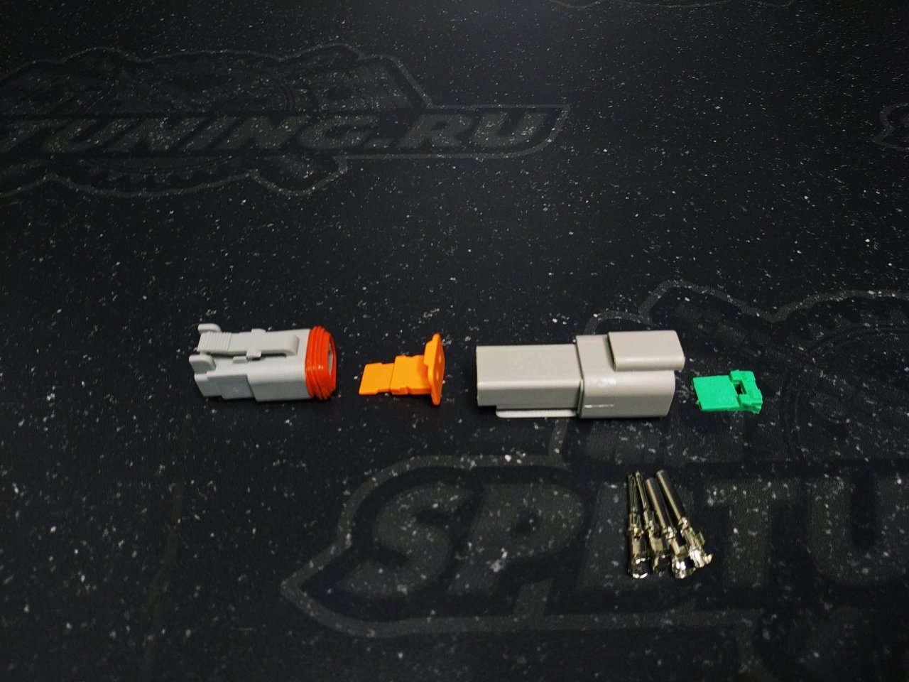 Коннектор папа-мама герметичный серый 2 пина