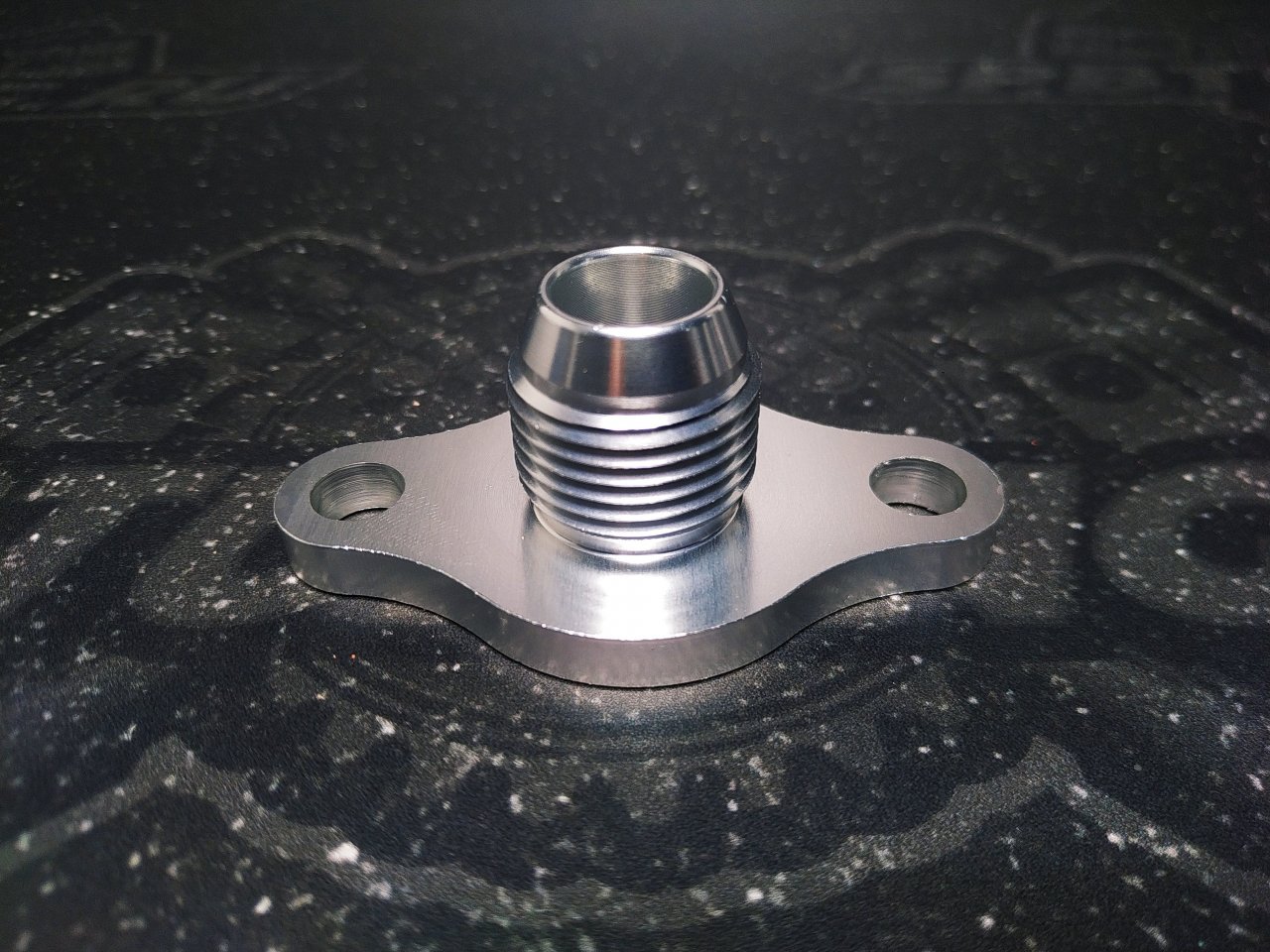 Фланец на слив масла на блок 1-2JZ AN10