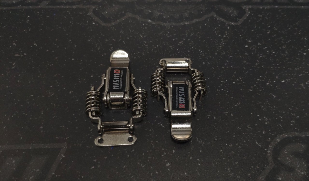 Клипсы для обвесов с пружинкой малые Nismo