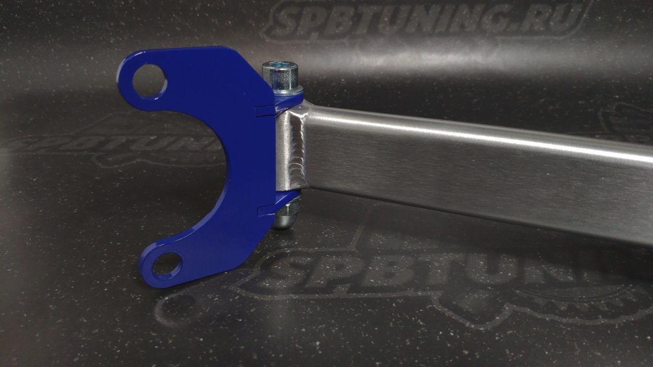 Распорка задних стоек BMW 3 E46