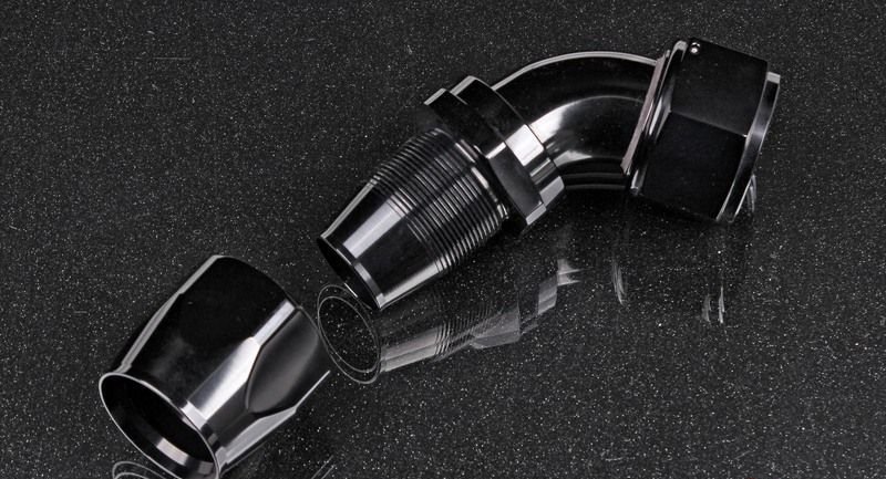 Фитинг AN20 60° под шланг AN, черный