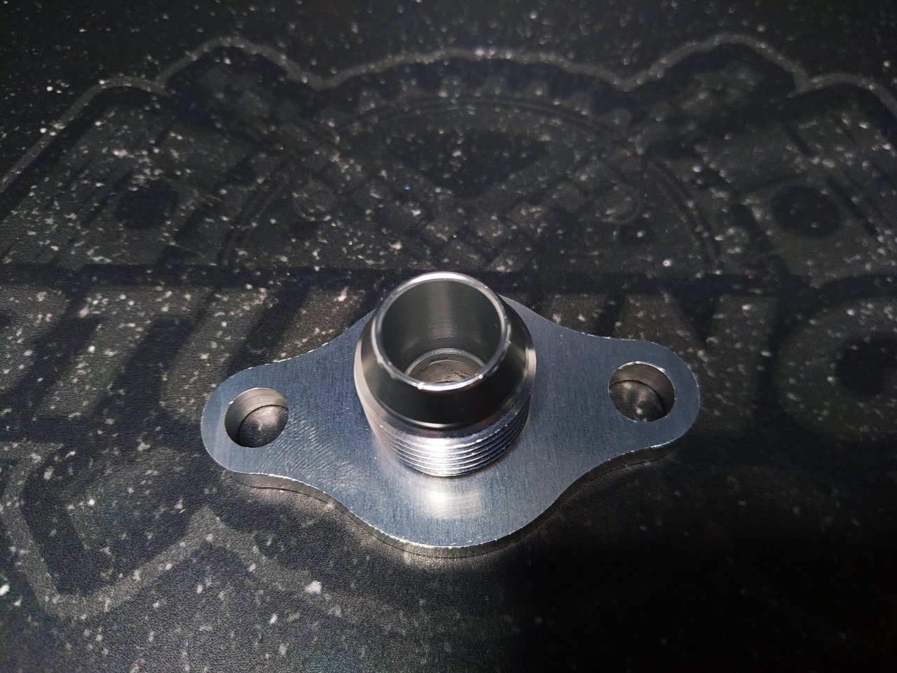 Фланец на слив масла на блок 1-2JZ AN10