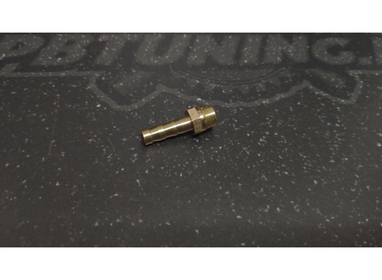 Штуцер латунный 1/8-10мм