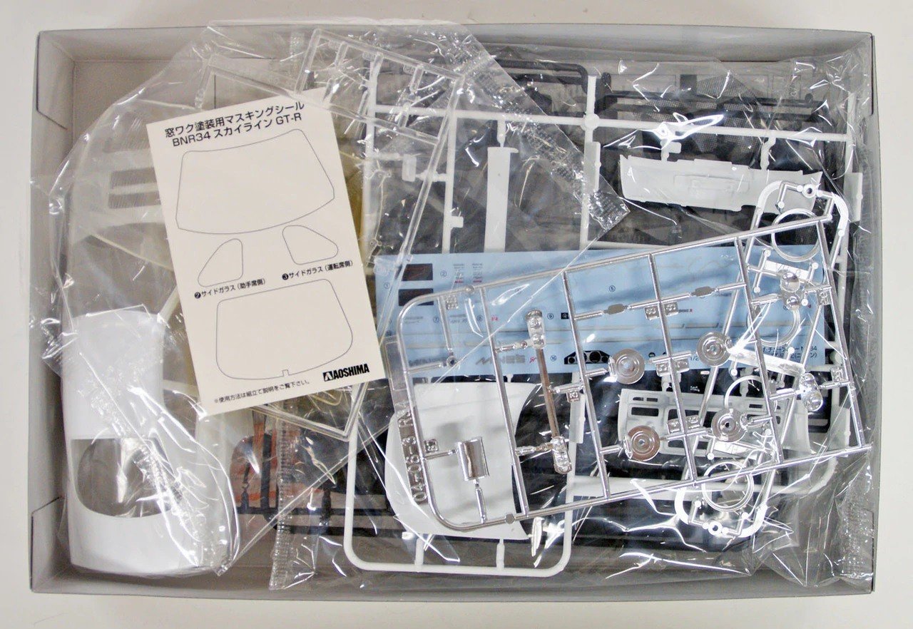 Сборная модель Aoshima MINE`S BNR34 SKYLINE GT-R `02 (NISSAN)