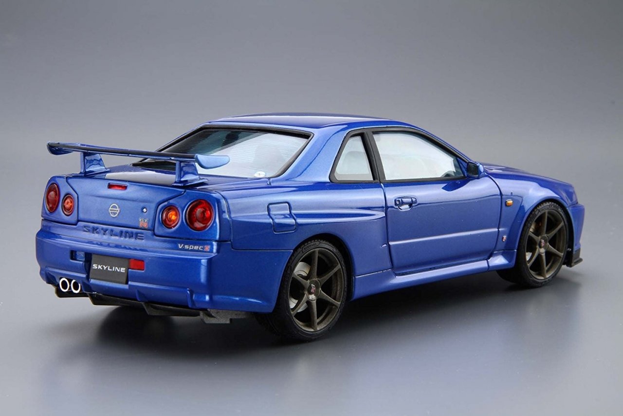 Сборная модель Aoshima Nissan BNR34 Skyline GT-R V-Spec II '02