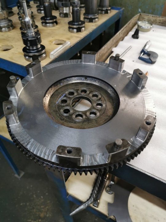 Двухдисковое сцепление под кпп BMW