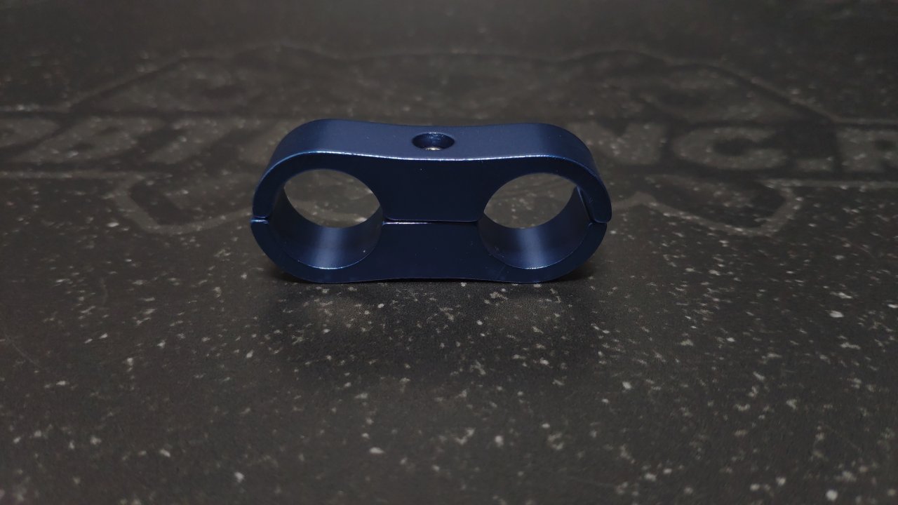 Разделитель-двойник шлангов AN6