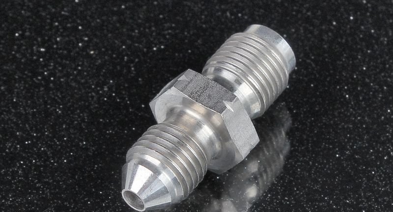 Фитинг AN3 - M10*1,0 мм под внутренний конус, нержавеющая сталь AB88