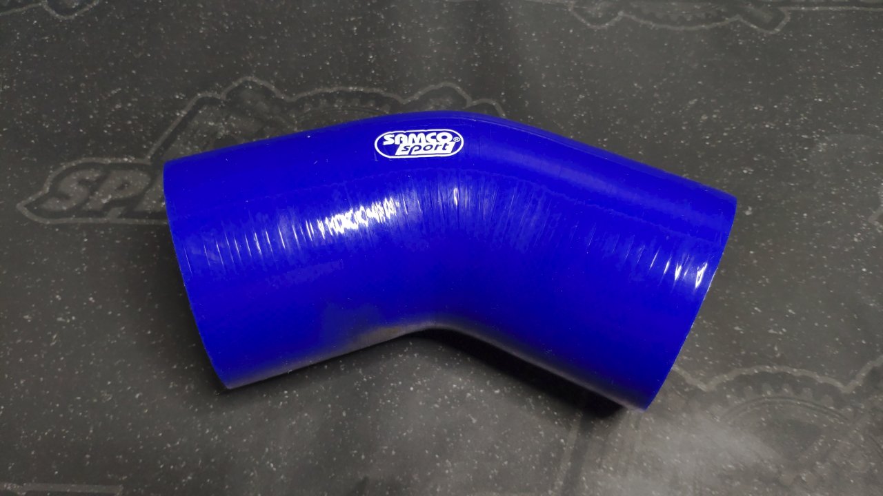 Патрубок силиконовый SAMCO style 2.75' (70мм) 45 градусов