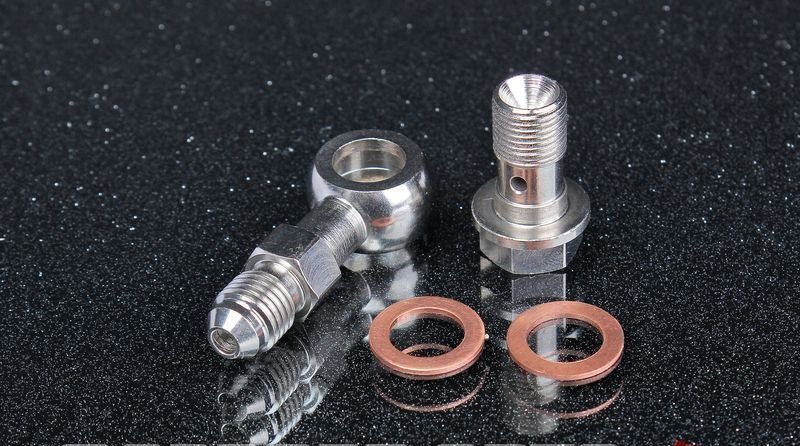 Фитинг BANJO AN4 + болт M11*1,0 мм, рестриктор - 1 мм, 7/16"-24 (масло)