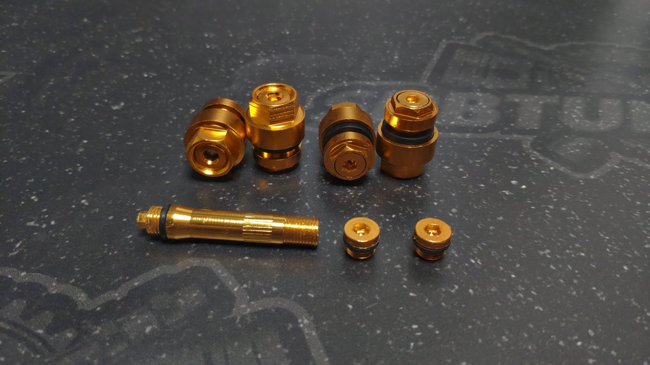 Ниппель сборно разборный золотой (4шт)