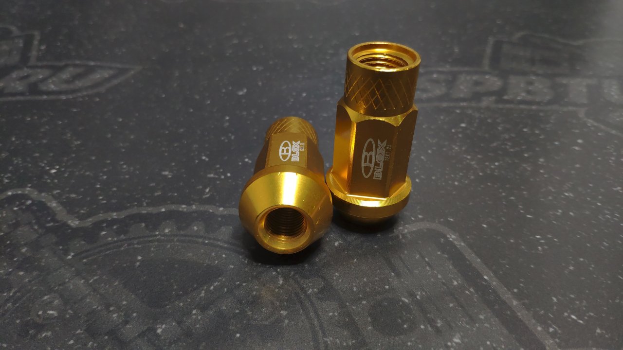 Гайки колесные алюминиевые Blox (серебро) 12х1,25