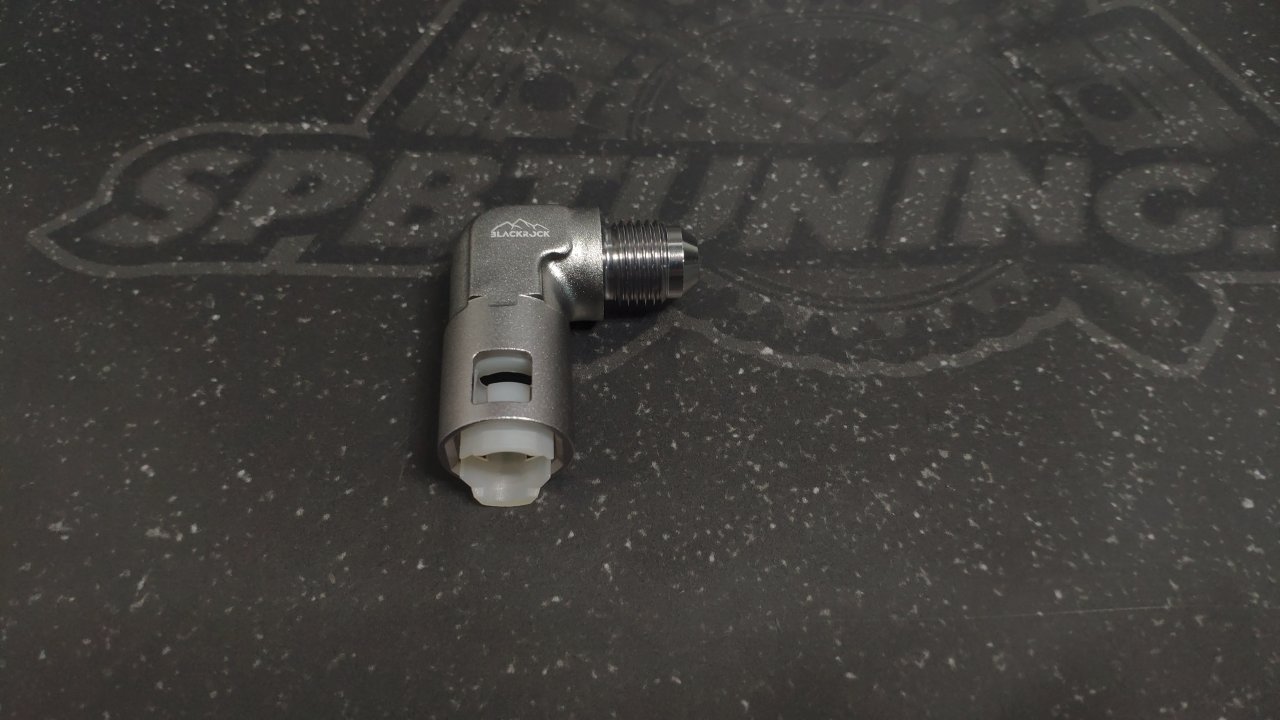 Фитинг AN-06 - 3/8" (9,5mm) быстросъём, 90° мама, BLACKROCK LAB