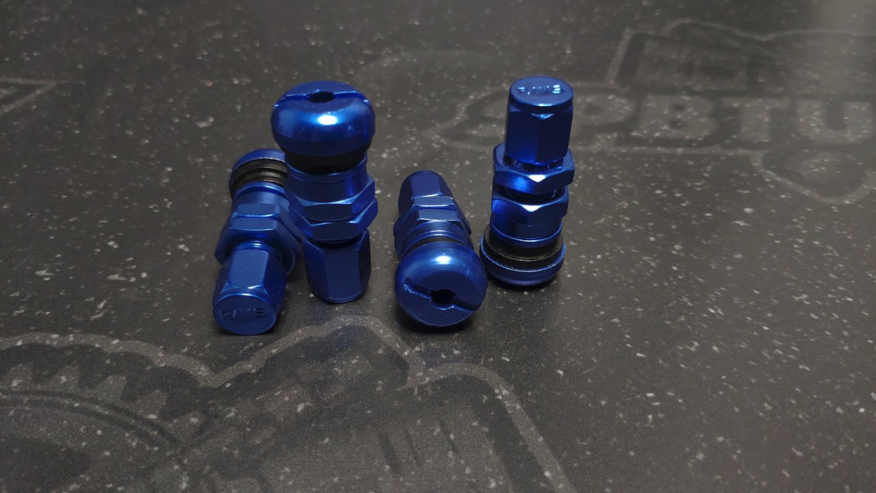 Ниппеля колесные алюминиевые - синие