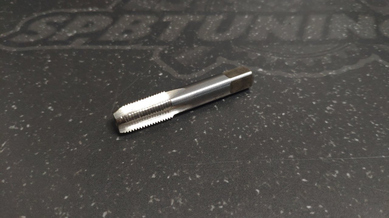 Метчик 1/8 npt