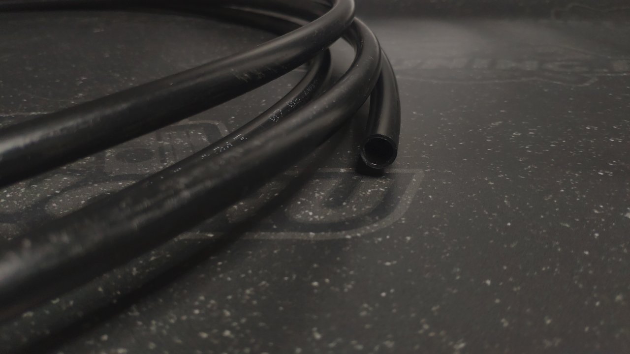 Трубка топливная полимерная an6 (9мм)