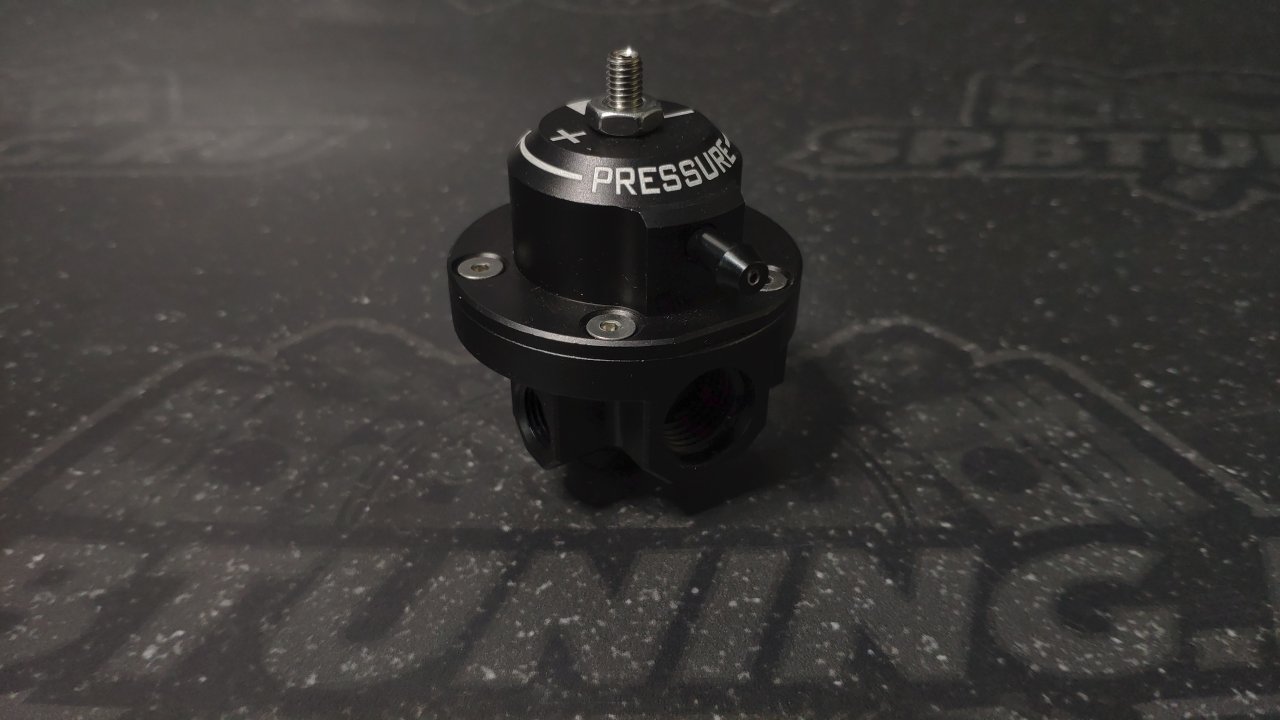 Radium Engineering Регулятор давления топлива, черный