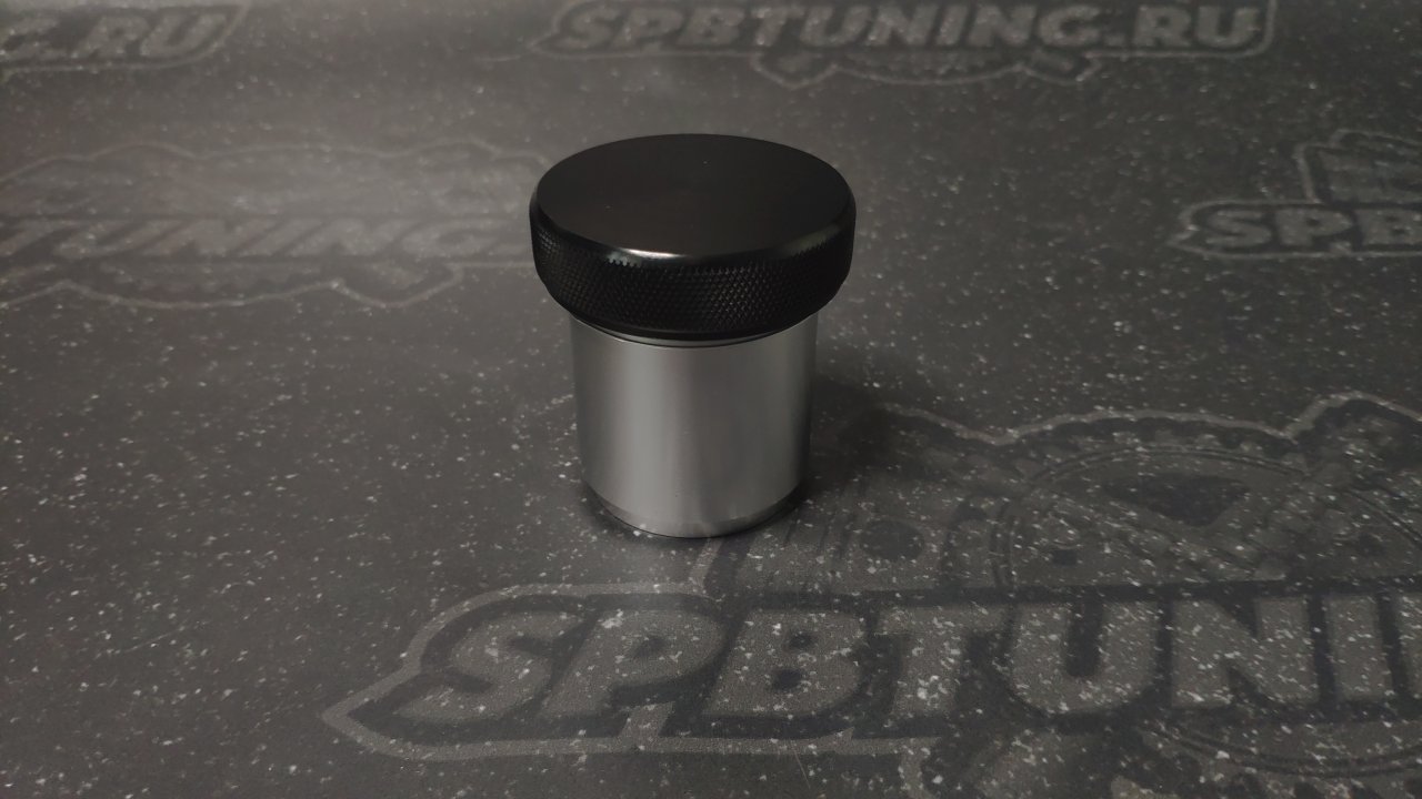 Горловина высокая 38мм с крышкой резьб. для вварки