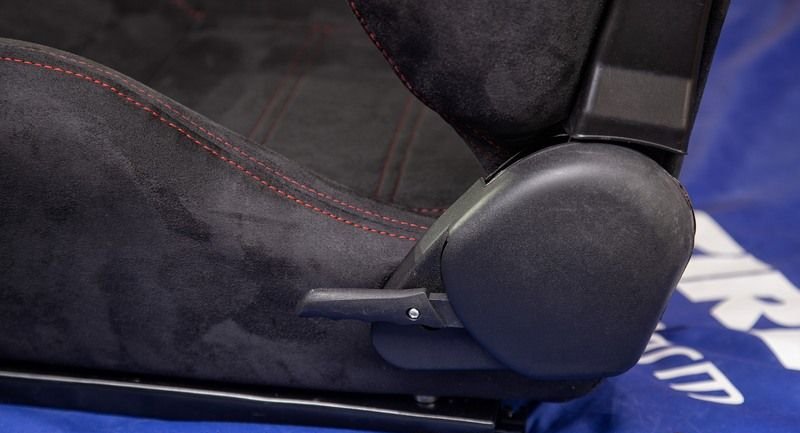 Кресло полуковш + салазки регулируемое, RECARO STYLE, черная алькантара