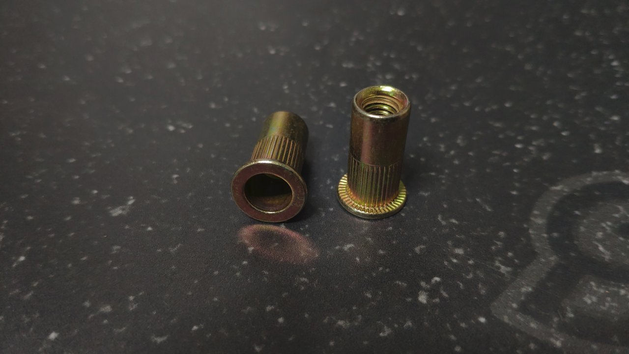 Заклепка-гайка М6 удлиненная, плоский буртик, цинк