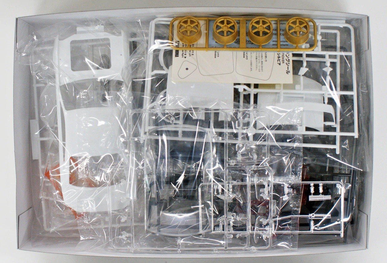 Сборная модель Aoshima NISSAN SILVIA S15 `99 RODEXTYLE