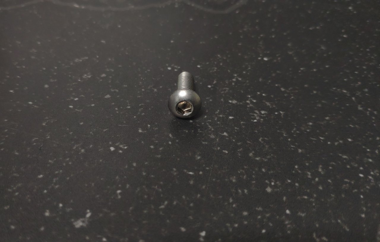 Винт с полукруг. головкой и внутр. шестигранником M6 x 16 нерж. сталь (A2)