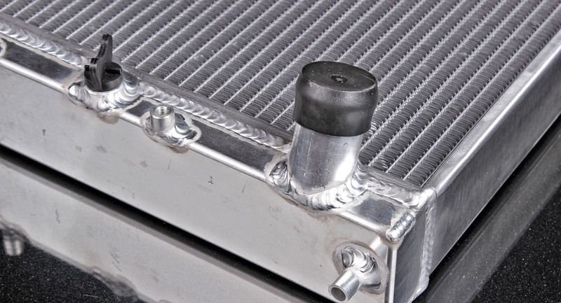 Радиатор алюминиевый Honda Civic EJ/EK/EG 1992-2000, 32мм, диаметр патрубков 32мм