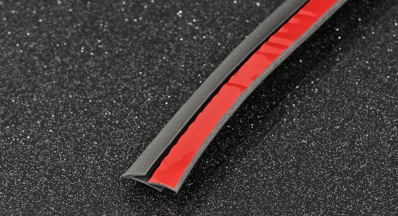 Резинка уплотнительная для обвесов 8мм, метражом