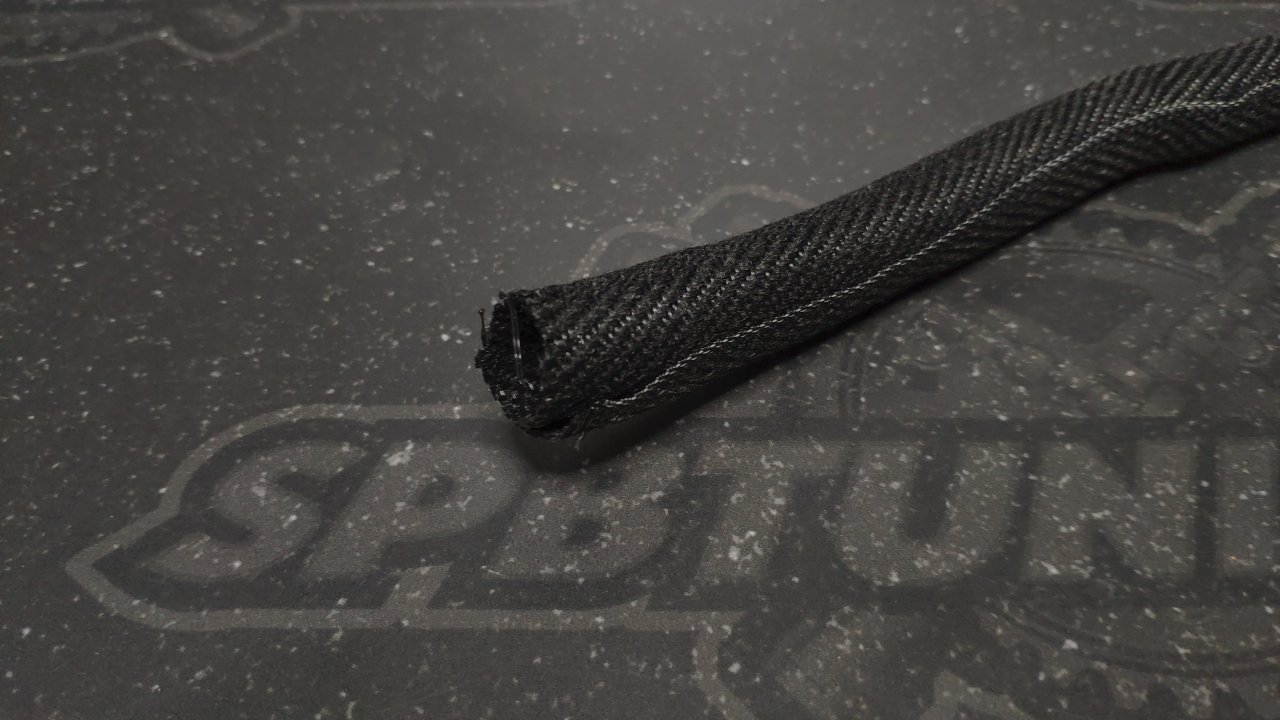 Оплетка Techflex F6® 0,5" (12,7мм) термостойкая, черная