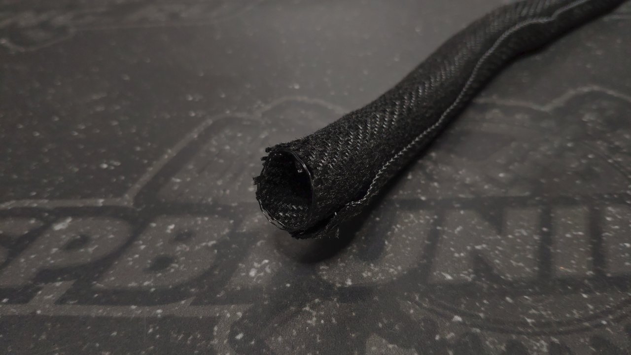 Оплетка Techflex F6® 0,5" (12,7мм) термостойкая, черная